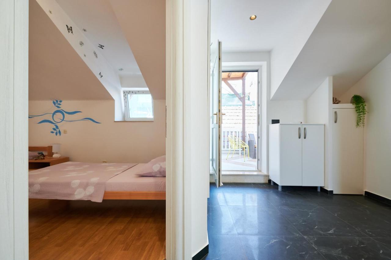 Apartment Ana-Marija トロギール エクステリア 写真